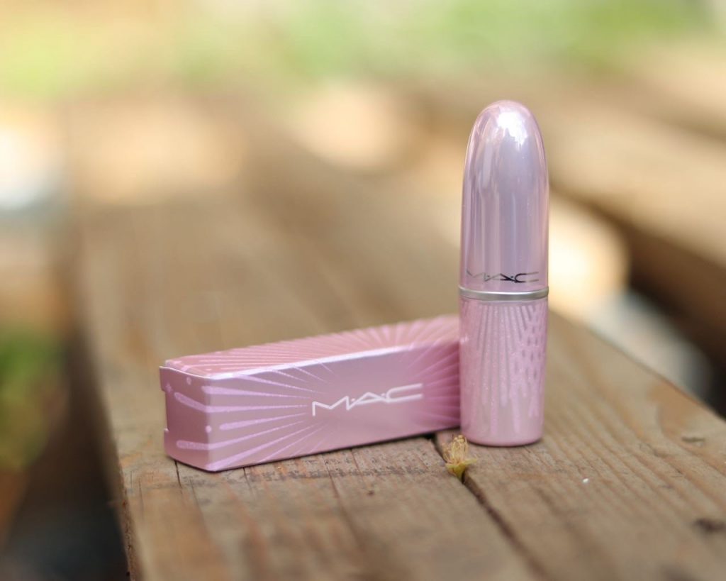 MAC Frosted Firework Close